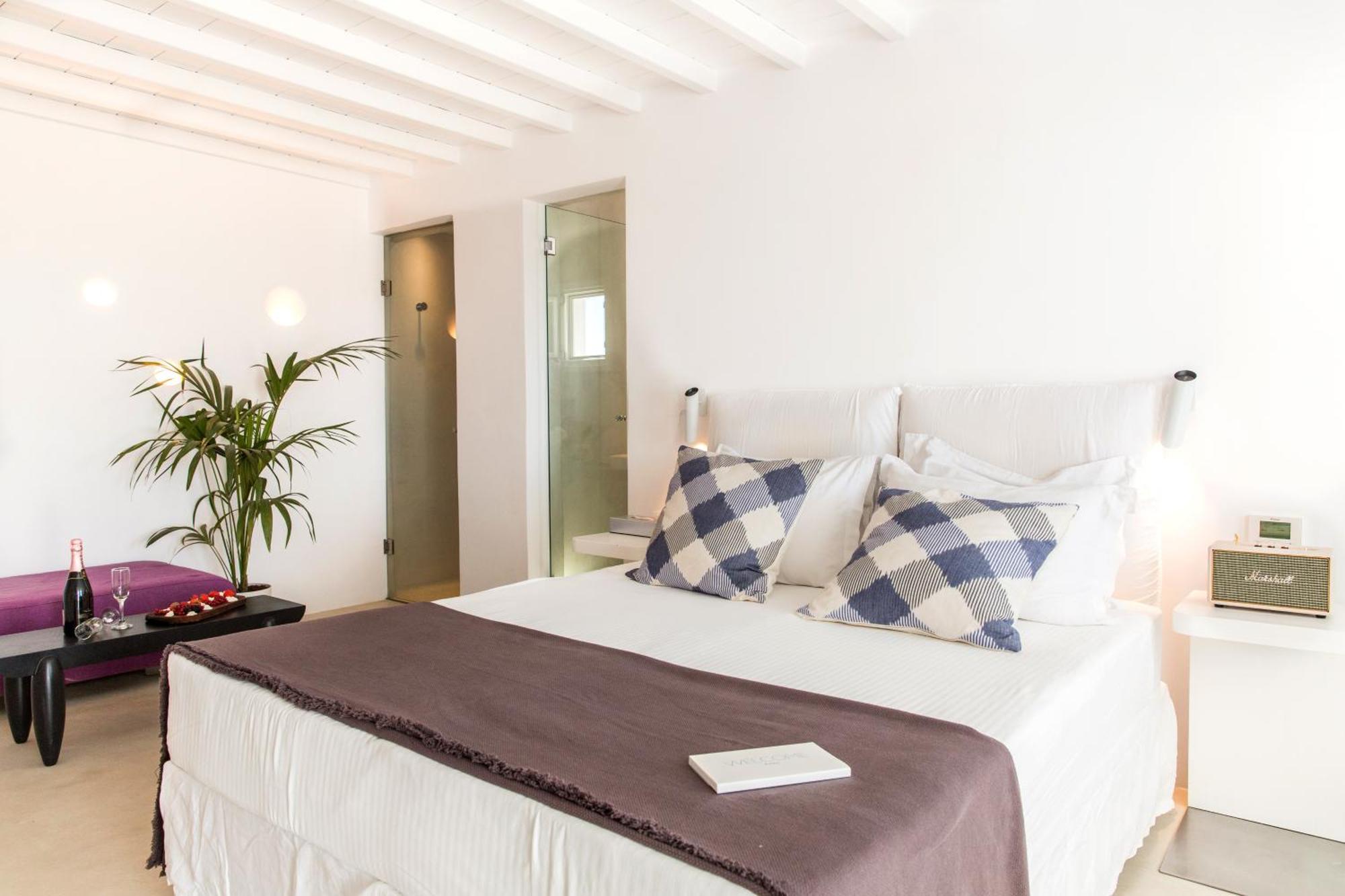 Ostraco Suites Mykonos Town Quarto foto